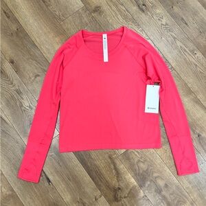 NWT $78 Lululemon Swiftly Tech long sleeve 2.0 race - Size 12